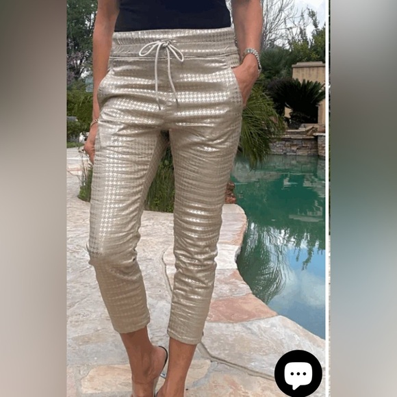 NWT Bevy Flog Shely women’s capris checkered gold pants - Picture 1 of 6